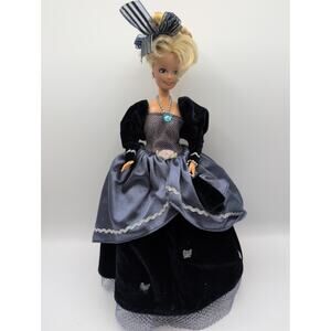 Vintage 2000 Lucky Ind. Co. doll Lucky Fashion Black dress(Barbie look)